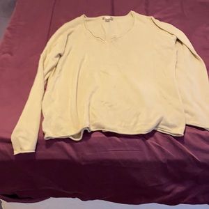 ⭐️⭐️⭐️Women’s sweater BUNDLE 3 FOR $20.00 Otherwise listed price